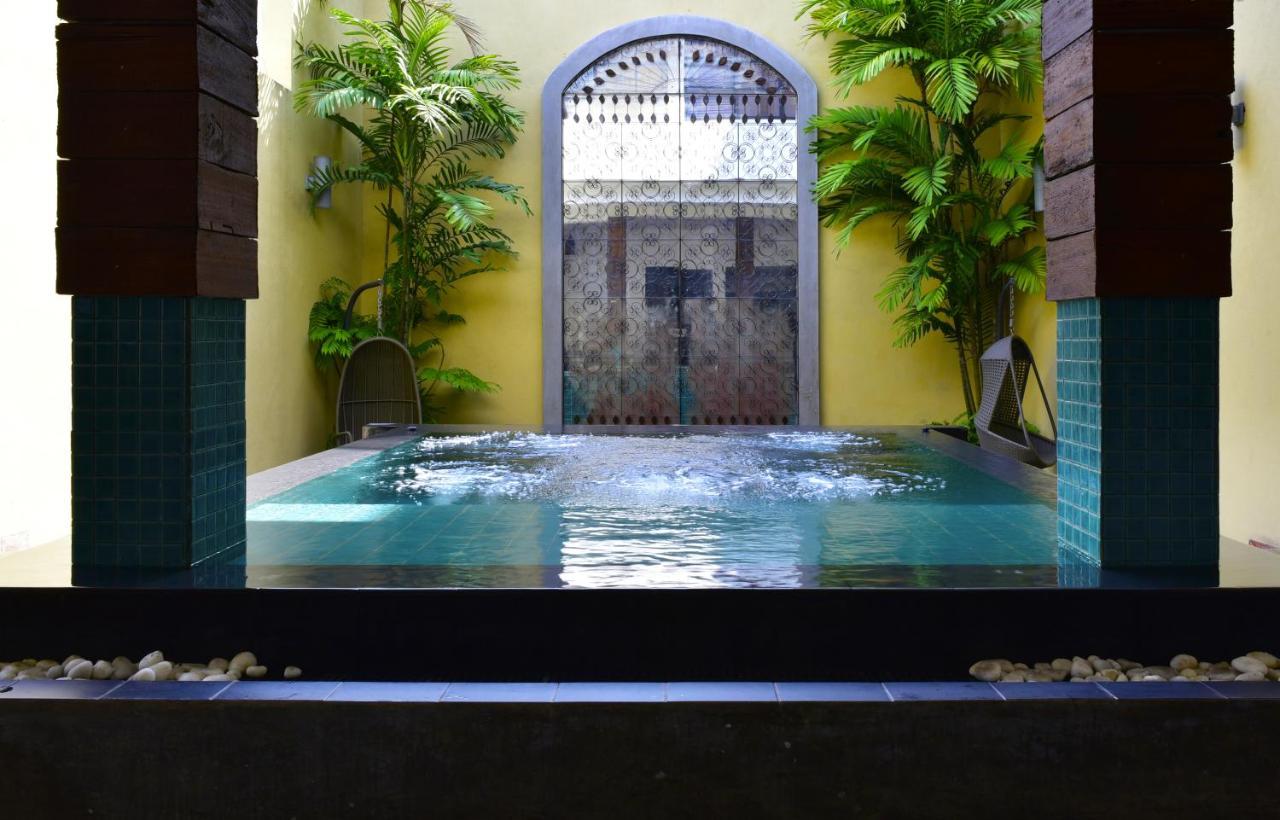 Colombo Court Hotel & Spa Exterior foto