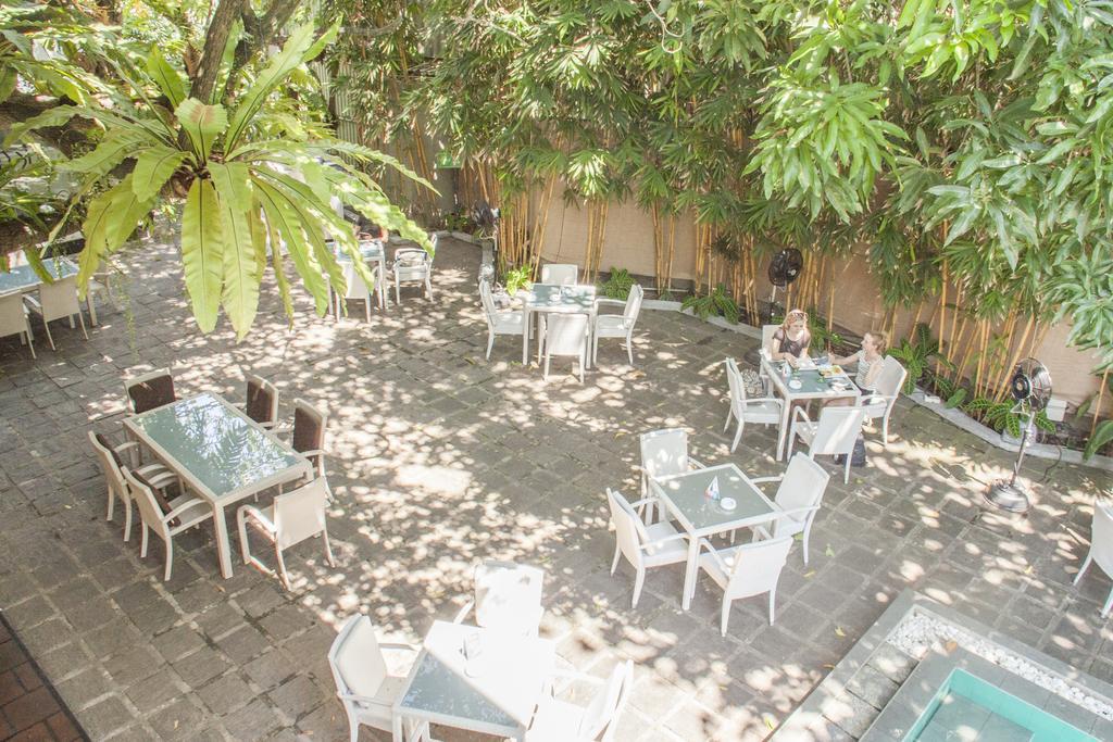Colombo Court Hotel & Spa Exterior foto